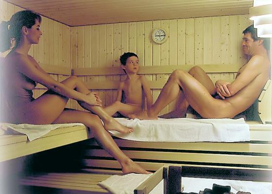 Zum Kranz Garni Hotel บัด ริพโพลด์สเอา ภายนอก รูปภาพ