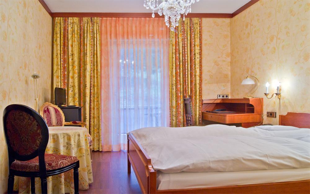 Zum Kranz Garni Hotel บัด ริพโพลด์สเอา ห้อง รูปภาพ