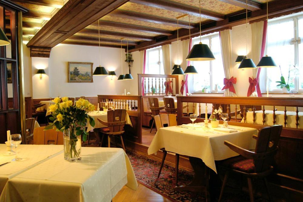 Zum Kranz Garni Hotel บัด ริพโพลด์สเอา ภายนอก รูปภาพ